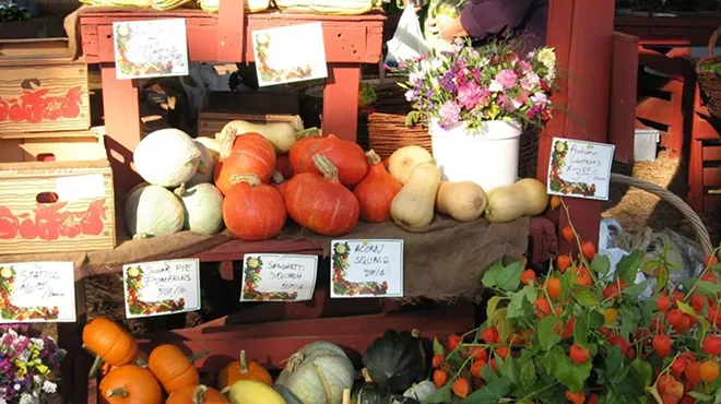 Image: Last chance to shop at many local farmers markets this weekend