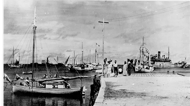 Image: Did Amelia Earhart Survive? A Found Photo Offers a Theory, but No Proof