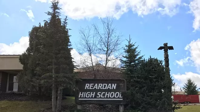 Image: Superintendent: Reardan student posted picture holding AR-15, said he was "ready to gun down some b—-"