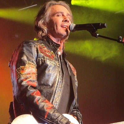 Image: CONCERT REVIEW: Rick Springfield reminds us he's a rock star