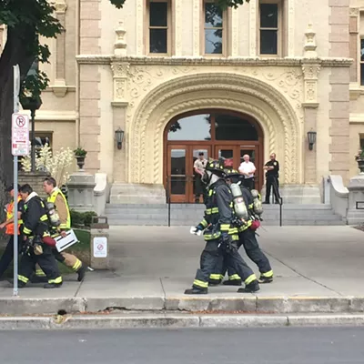 Image: Spokane County Courthouse evacuated because of haz-mat package