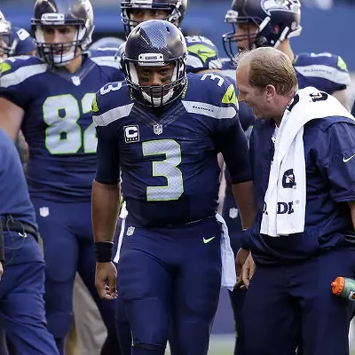 Image: Monday Morning Place Kicker: Seahawks cruise, Eags are legit and an arrest-free WSU week!