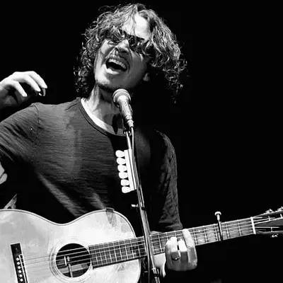 Image: Chris Cornell dead at 52, Stray nightclub closes for good and morning headlines