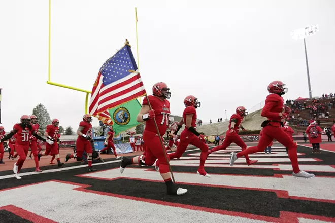 Image: UC Davis vs. Eastern Washington FCS quarterfinal football