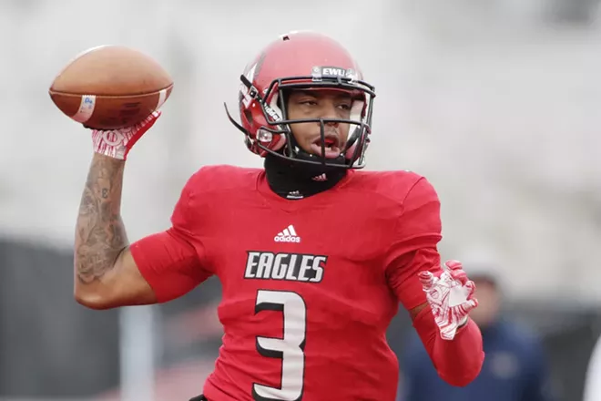 Image: UC Davis vs. Eastern Washington FCS quarterfinal football