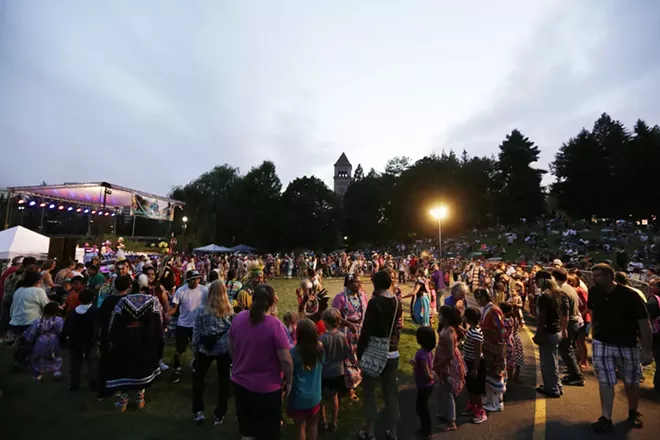 Image: Gathering At The Falls Powwow 2016