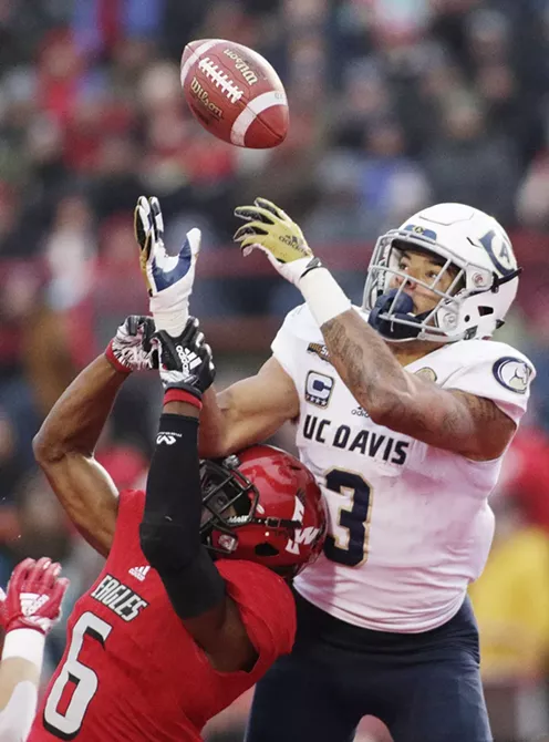 Image: UC Davis vs. Eastern Washington FCS quarterfinal football