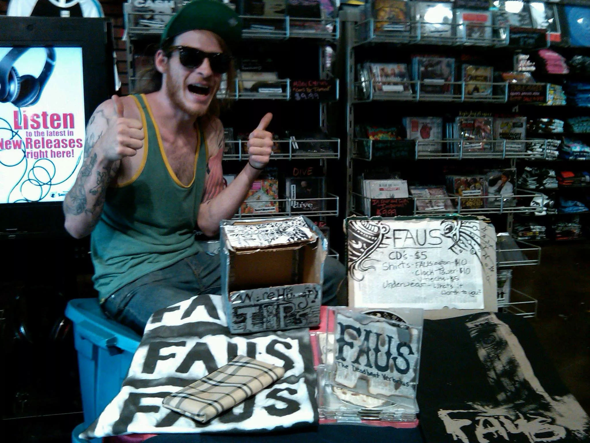 Bands in Vans: FAUS
