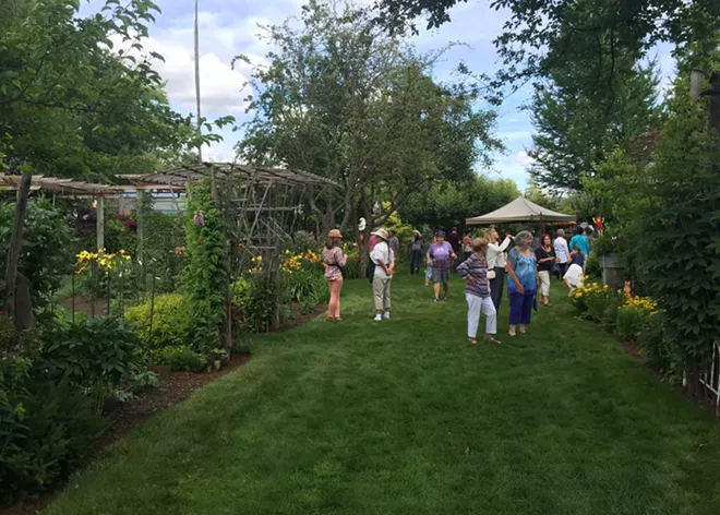 event_cda_garden_tour.webp