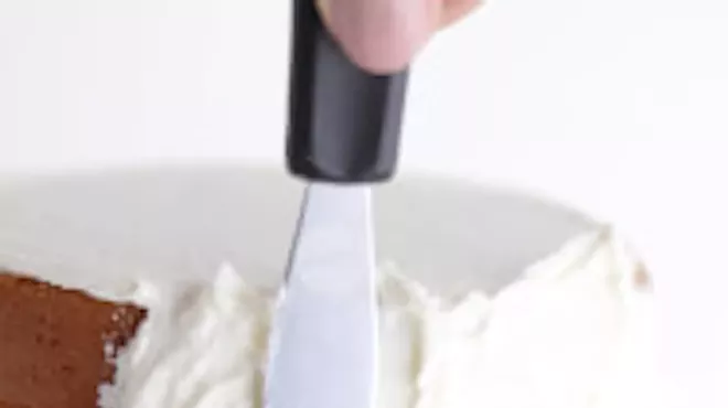 Image: Easter Cake Decorating