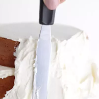 Image: Easter Cake Decorating