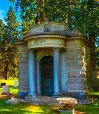 Image: Fairmount Cemetery Walking Tour