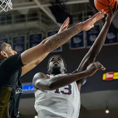 Image: Gonzaga's Dominant Post Duo Shines Early in the Season
