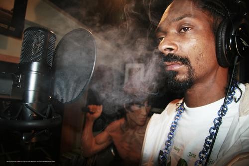 Happy Monday: Snoop Dogg is coming to Spokane