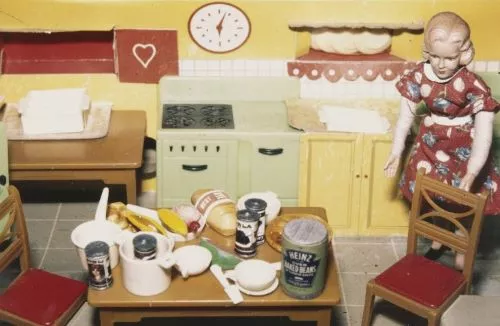 arthx-dollhouse.webp