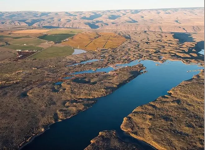 Ancient Lakes Ava