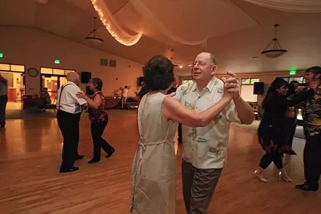 PHOTO EYE: Thursday Night Dance
