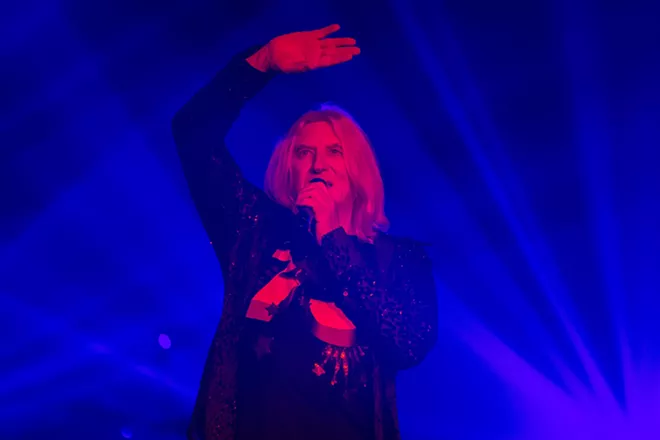 Image: Photos of Def Leppard performing at the Spokane Arena on September 6, 2024