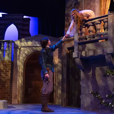Image: Abe McKinney as Romeo, Heather Stephens as Juliet