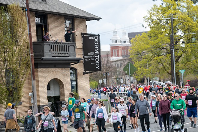 Scenes from the Lilac Bloomsday Run 2022