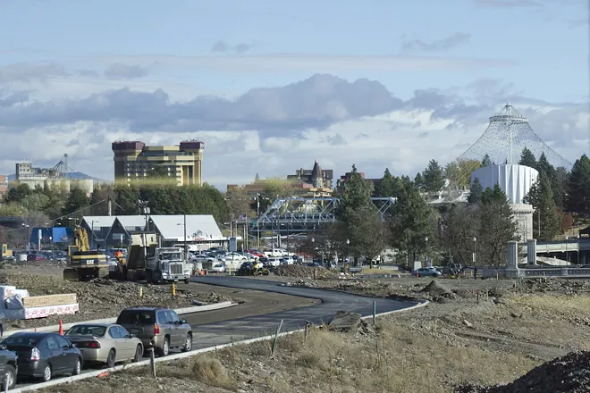 Summit Parkway getting paved through Kendall Yards