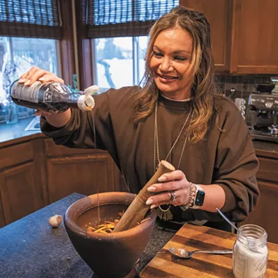 Image: Suwanee Lennon of the Thai cooking blog Simply Suwanee uses recipes and spices to connect East and West (2)