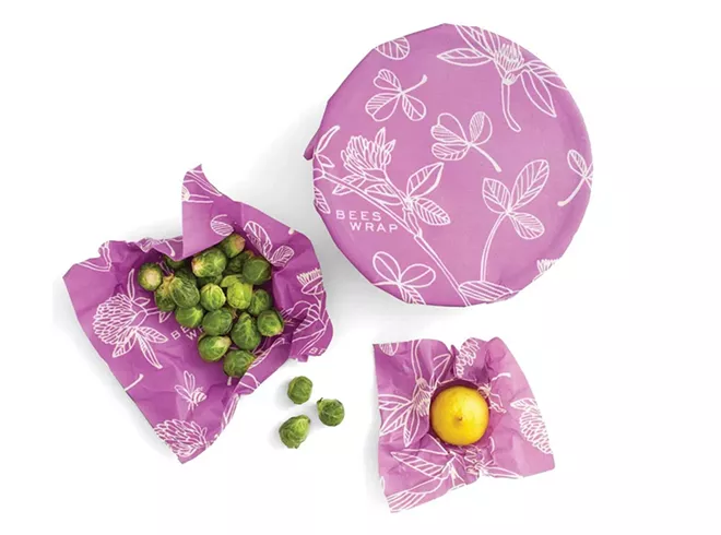 Bee-Based Food Savers: Step away from the plastic