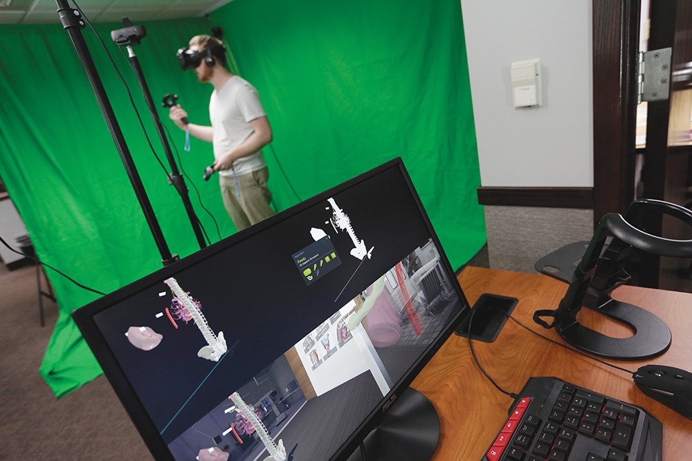 Virtual Anatomy: Eyeing the future, WSU medical school students explore virtual reality