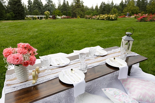 Pop Up Picnic Spokane brings the dinner party outdoors with personalized dining setups