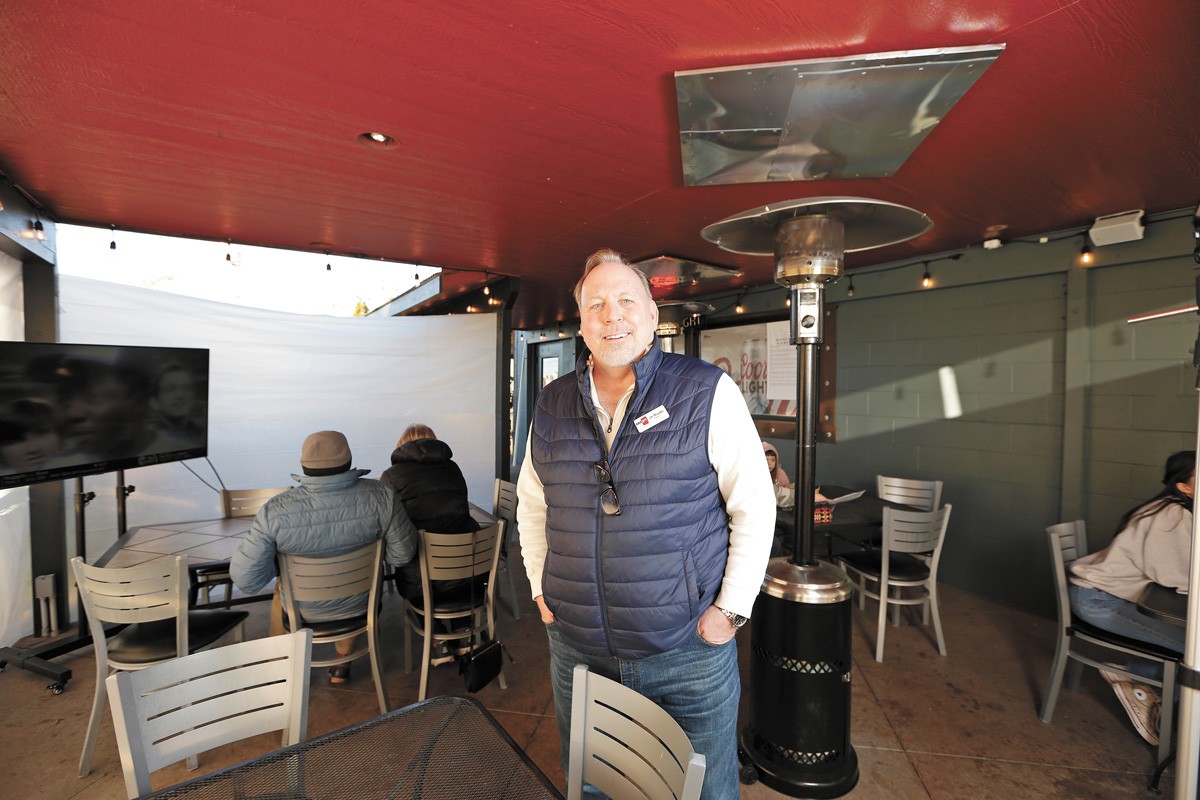 Local restaurants struggle as chilly weather and COVID-19 continue to keep diners away