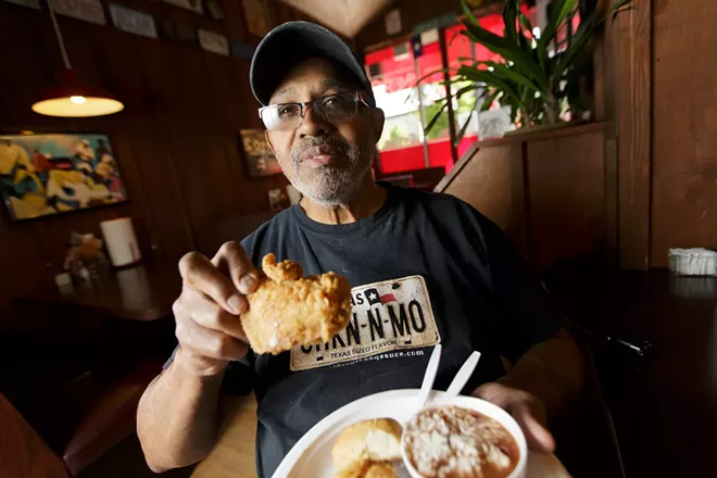 Chicken-N-Mo celebrates 30 years, an iconic Spokane eatery closes, plus more updates to the restaurant scene