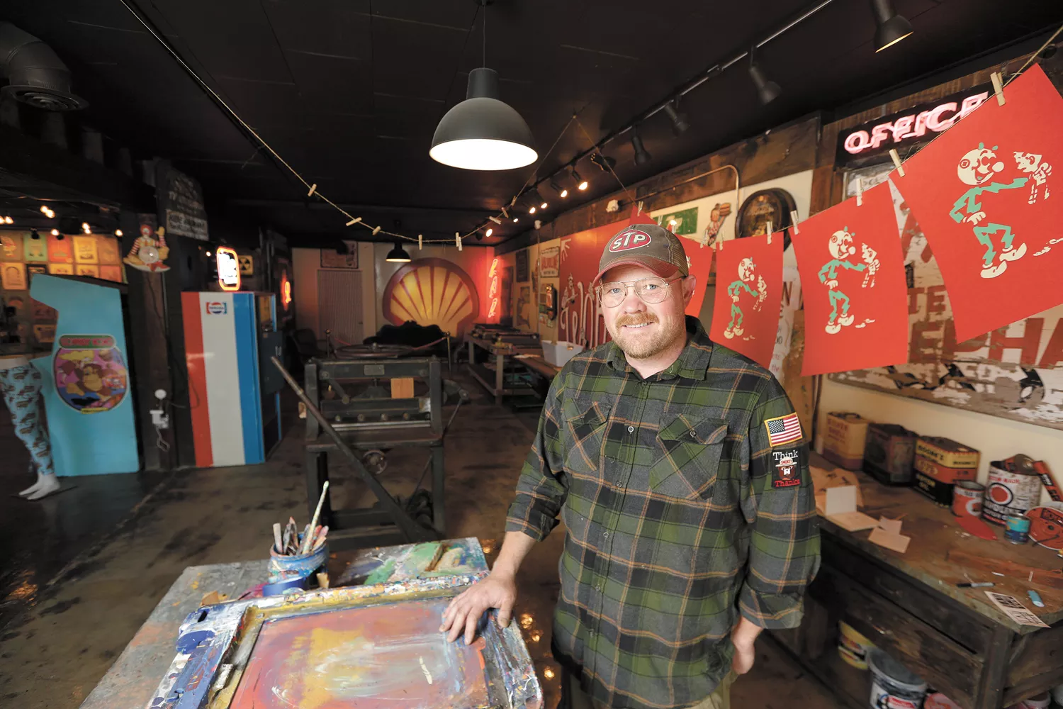 Spokane artist Chris Bovey opens Vintage Print + Neon storefront, studio and workshop in the Garland District