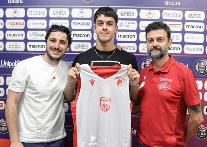Eleven teens from Italy's prestigious Pistoia Basket 2000 get a taste of basketball, American-style