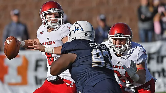 Monday Morning Place Kicker: 'Hawks make history, Eags and Cougs roll