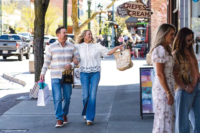 Enjoy more than 100 one-of-a-kind shops bursting with personality in Downtown Coeur d’Alene, just steps from a world-class lake