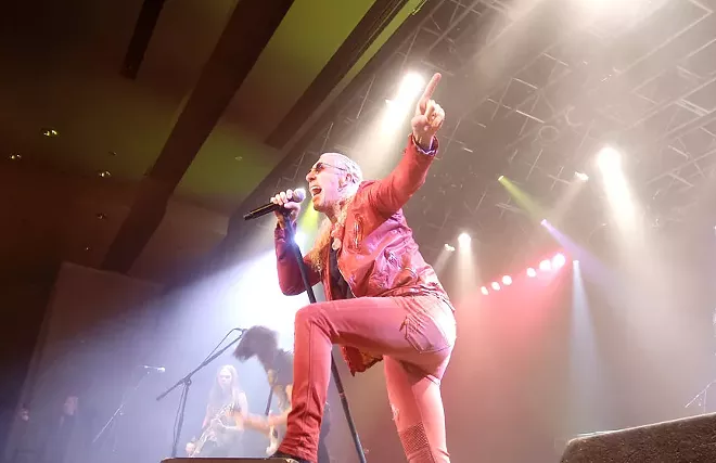 CONCERT REVIEW: Dee Snider's show Saturday was not too twisted, but a straightforward night of hard-rock hits (2)