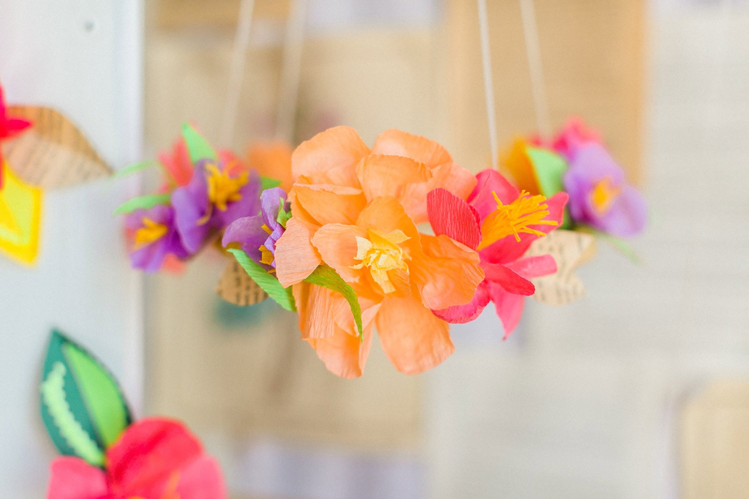 DIY Project Autumn Wedding: How to make paper flowers (Part 2)  Tissue  paper flowers, Tissue paper flowers diy, Paper flowers diy