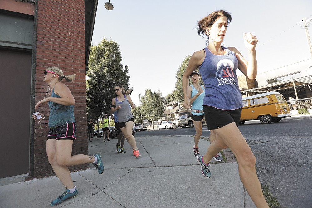 New York's Running Clubs Are an Opportunity for Exercise and Community -  The New York Times