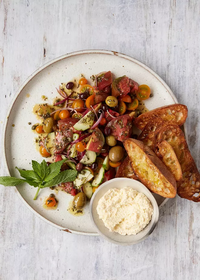 Martha Holmberg's Simply Tomato satisfies home cooks and grand diplômés alike with a single fruit | Food News | Spokane | The Pacific Northwest Inlander | News, Politics, Music, Calendar, Events in Spokane, Coeur d'Alene and the Inland Northwest - Vimarsana News