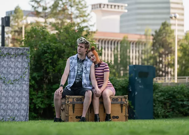 Braving summer weather and teens on scooters, Spokane Shakespeare Society shares its love of the Bard with the public - Vimarsana News